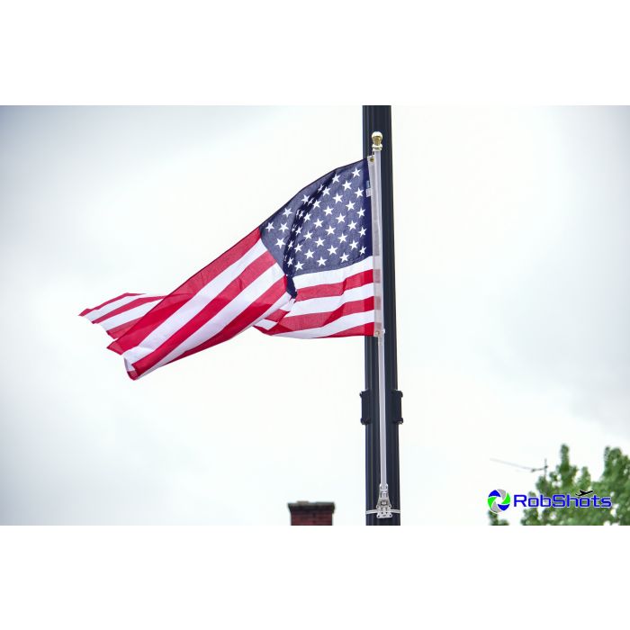 Light Pole Flag Set Single